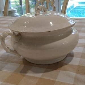 White vitreous porcelain chamber pot antique 10 3/4" diameter  K. T. & K. Co